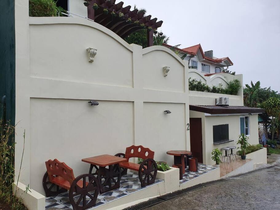 Avana Hills Tagaytay Villa Tagaytay City Екстериор снимка