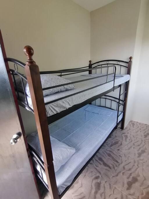 Avana Hills Tagaytay Villa Tagaytay City Екстериор снимка