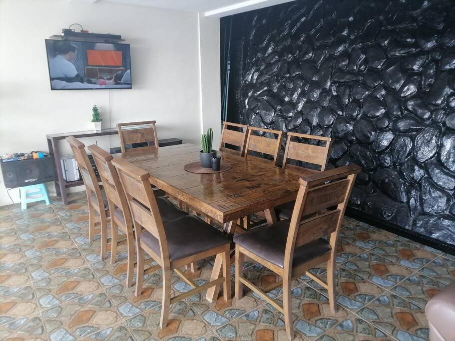Avana Hills Tagaytay Villa Tagaytay City Екстериор снимка