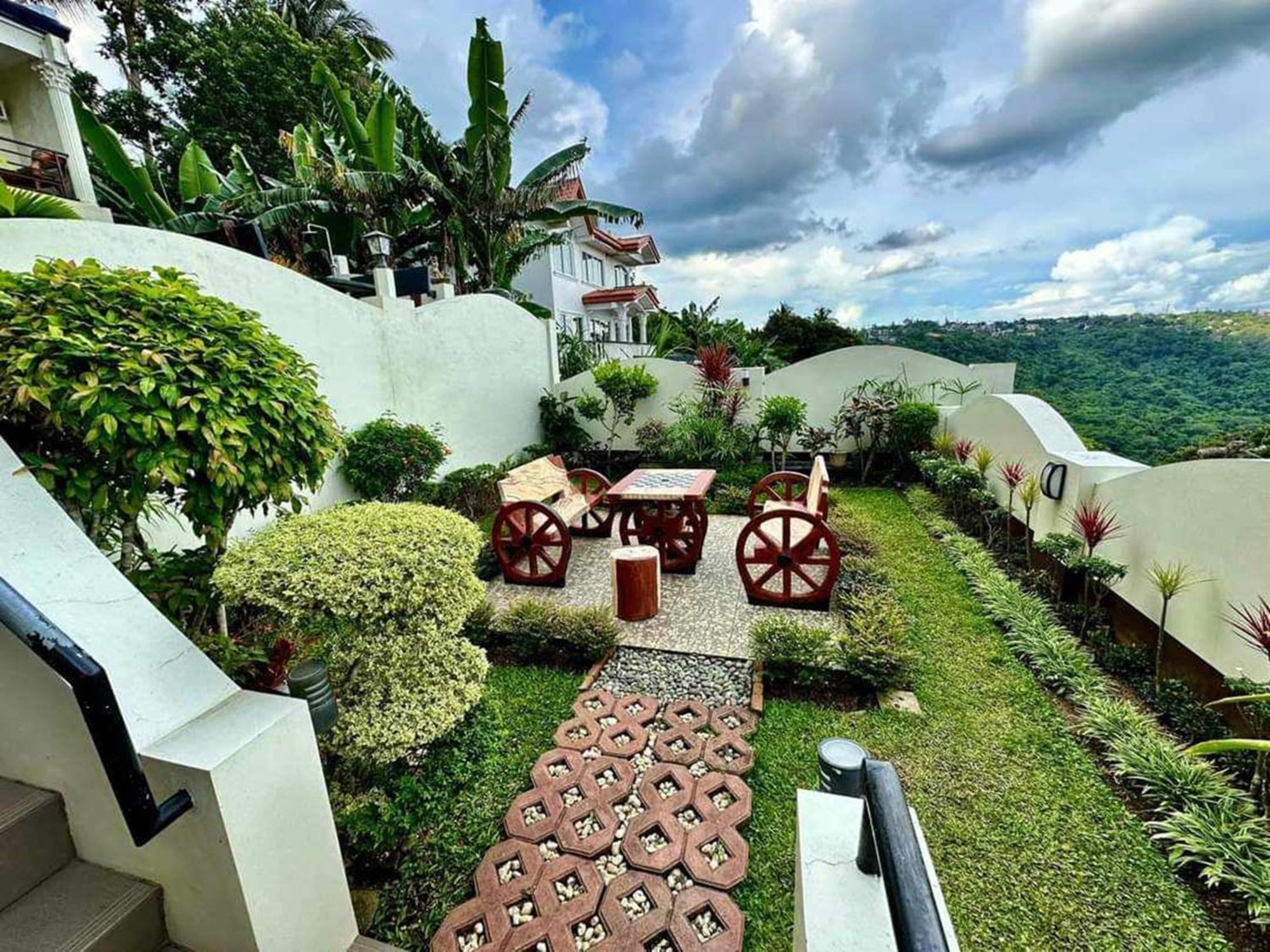 Avana Hills Tagaytay Villa Tagaytay City Екстериор снимка
